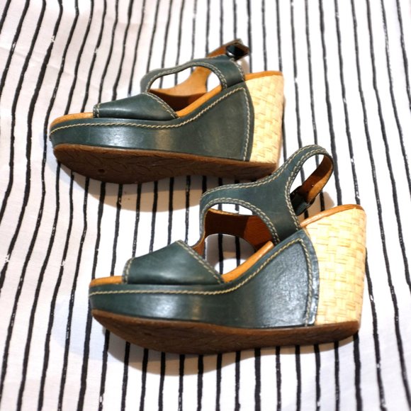 COPY - Lake blue leather buckled wedge sandals with crepe Sole - Picture 5 of 7